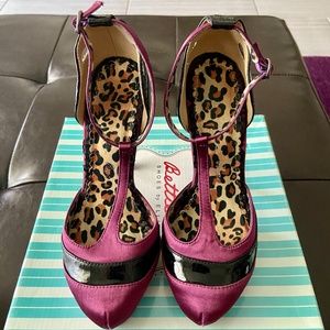 BETTIE PAGE Shoes by Ellie Womens Burgundy Heels